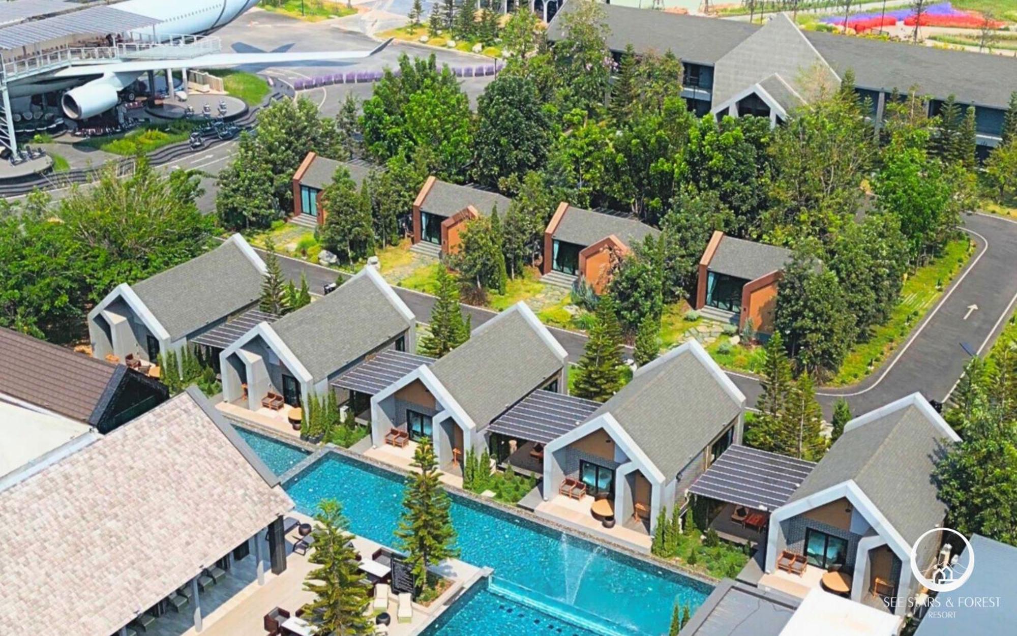 See Stars & Forest Resort Amphoe Sawang Daen Din Exterior photo